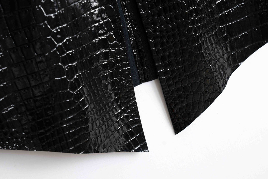 Patent Croco Glam – Glänzendes Schwarz Echtleder