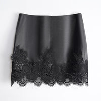 Lace Temptation – Echtleder mit französischer Spitze