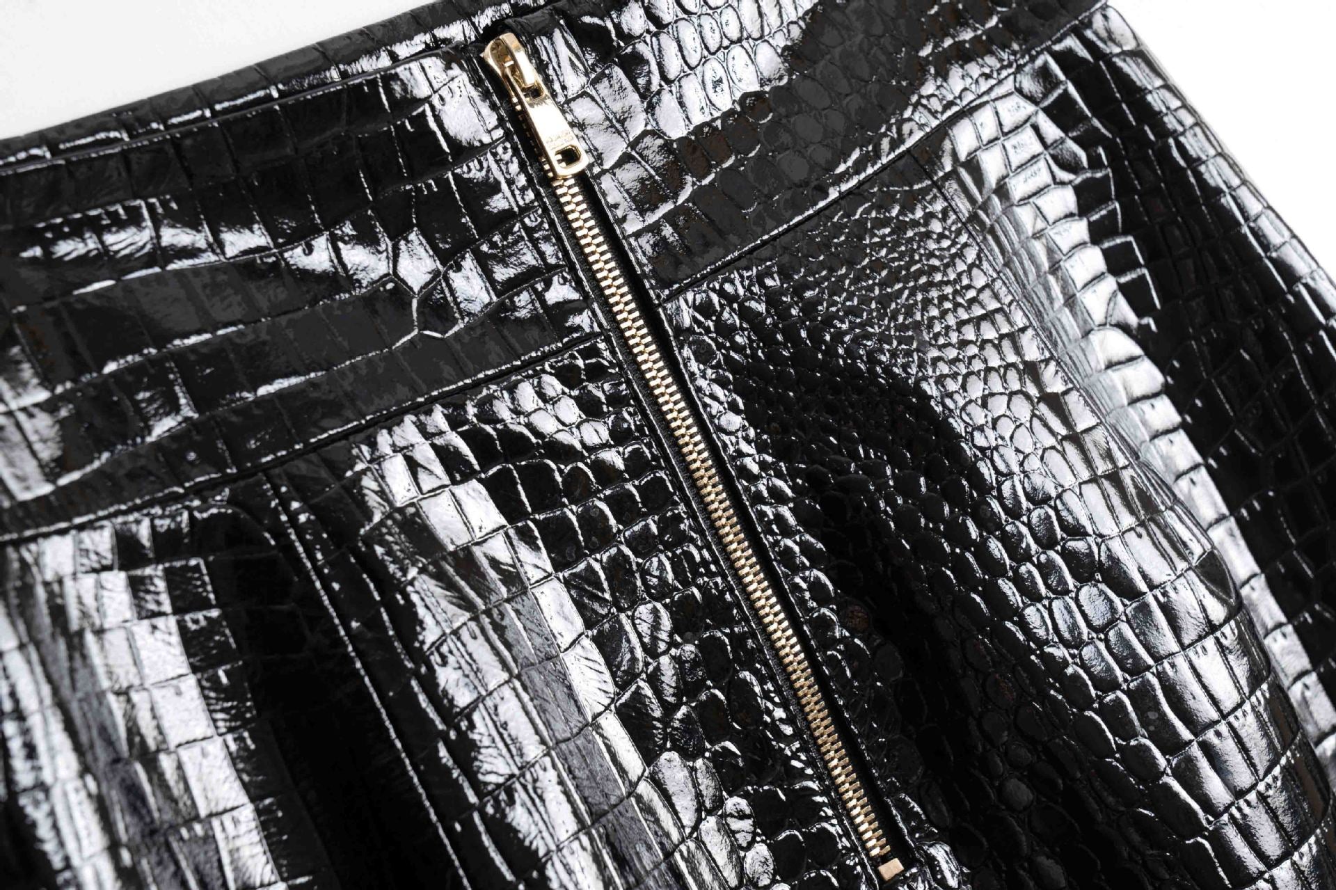 Patent Croco Glam – Glänzendes Schwarz Echtleder