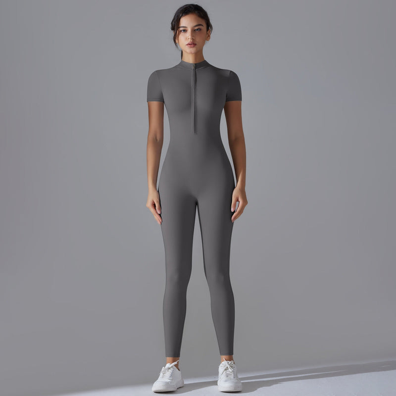 CN Shanghai Jumpsuit – Dynamik und Eleganz