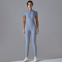 CN Shanghai Jumpsuit – Dynamik und Eleganz