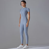 CN Shanghai Jumpsuit – Dynamik und Eleganz