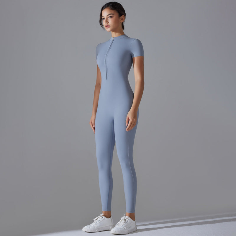 CN Shanghai Jumpsuit – Dynamik und Eleganz
