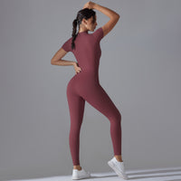 CN Shanghai Jumpsuit – Dynamik und Eleganz