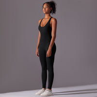 EG Cleopatra Jumpsuit – Eleganz und Formgebung