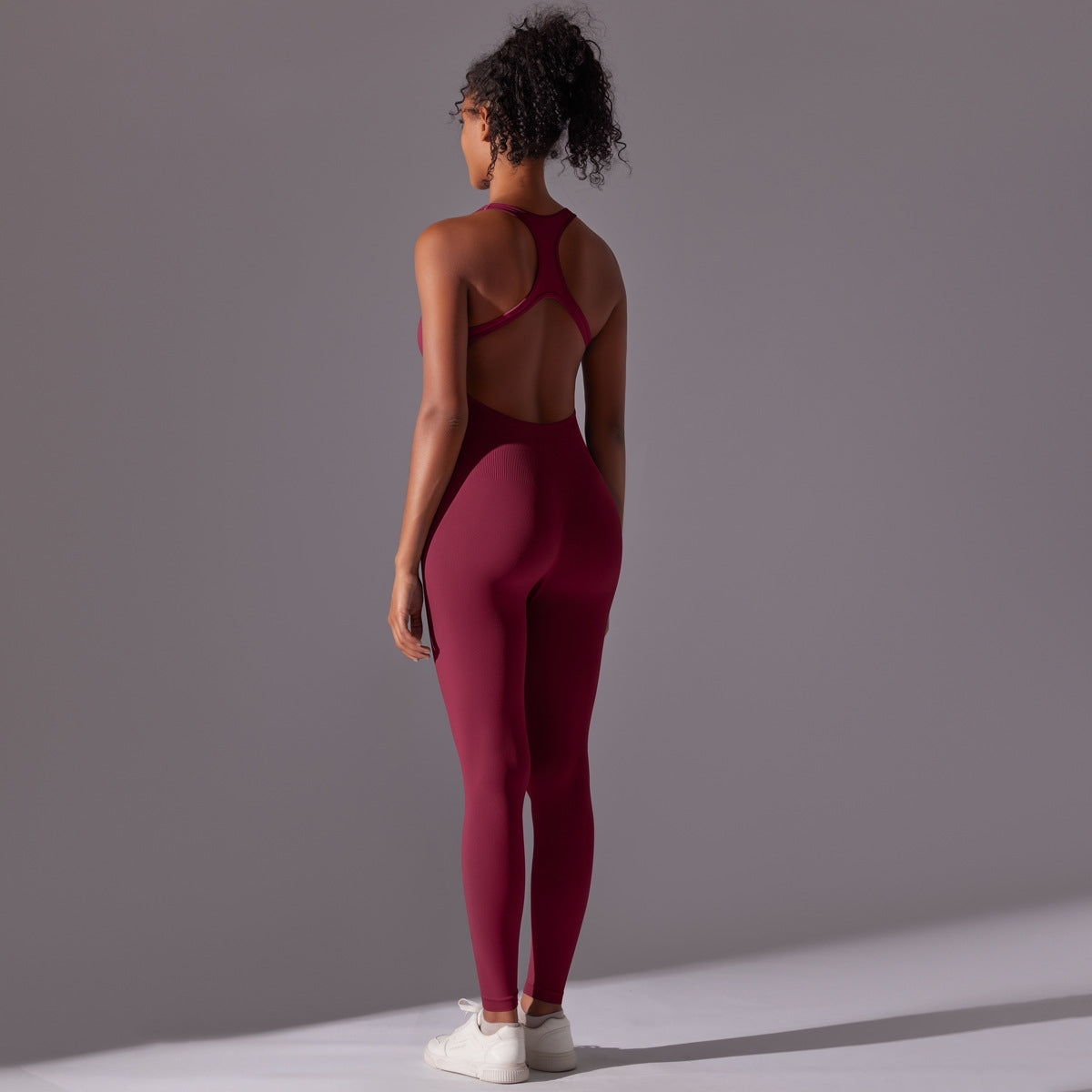 EG Cleopatra Jumpsuit – Eleganz und Formgebung