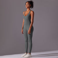 EG Cleopatra Jumpsuit – Eleganz und Formgebung