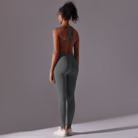 EG Cleopatra Jumpsuit – Eleganz und Formgebung