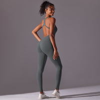 EG Cleopatra Jumpsuit – Eleganz und Formgebung