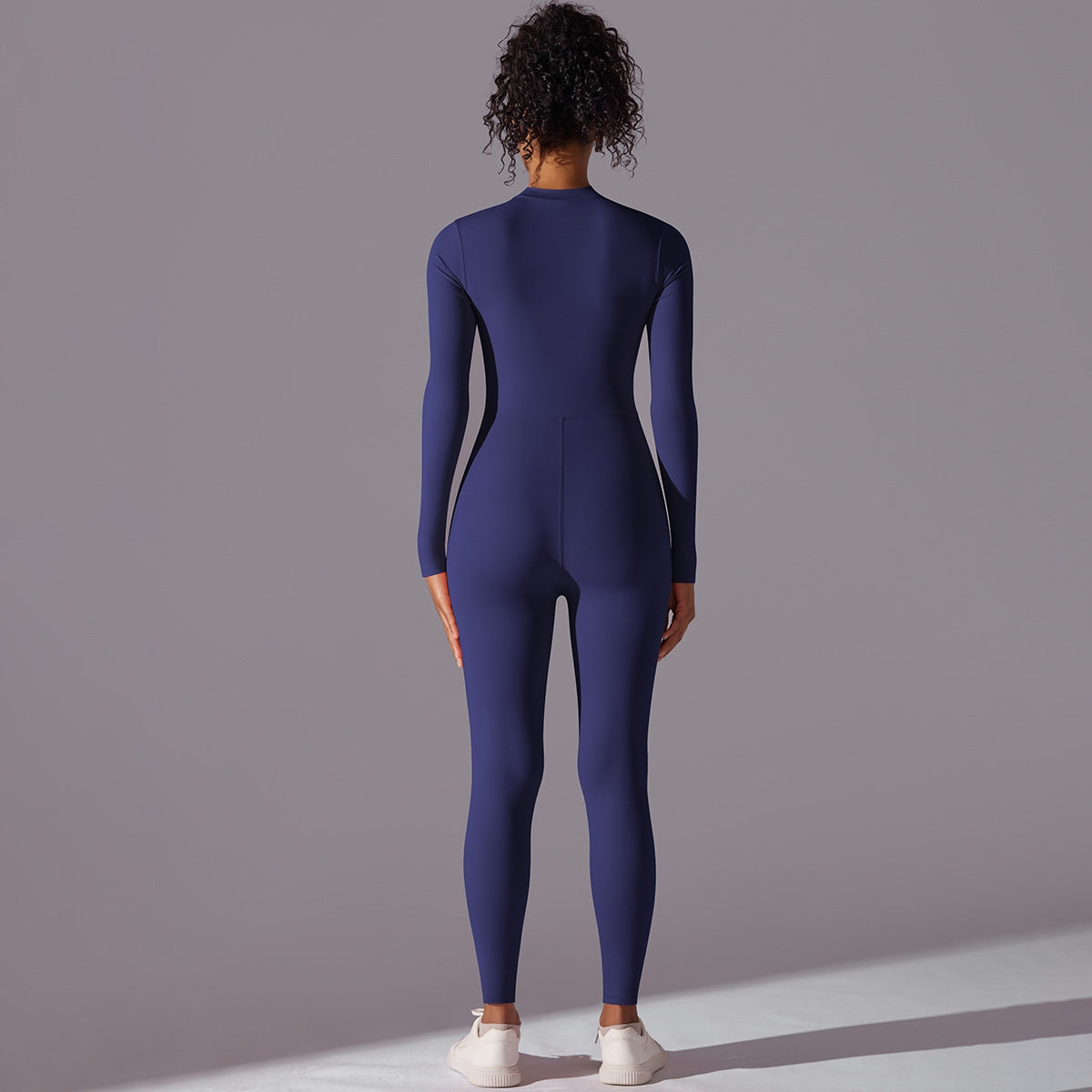 MX Frida Jumpsuit – Kraft und Kunst