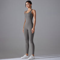 AU Sydney Jumpsuit – Eleganz und Freiheit
