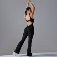 HU Budapest Jumpsuit – Eleganz in Bewegung