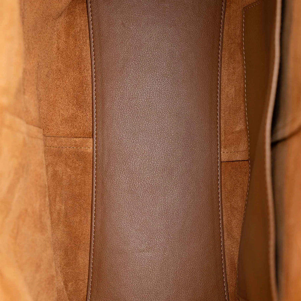 Maison Wildleder-Umhängetasche